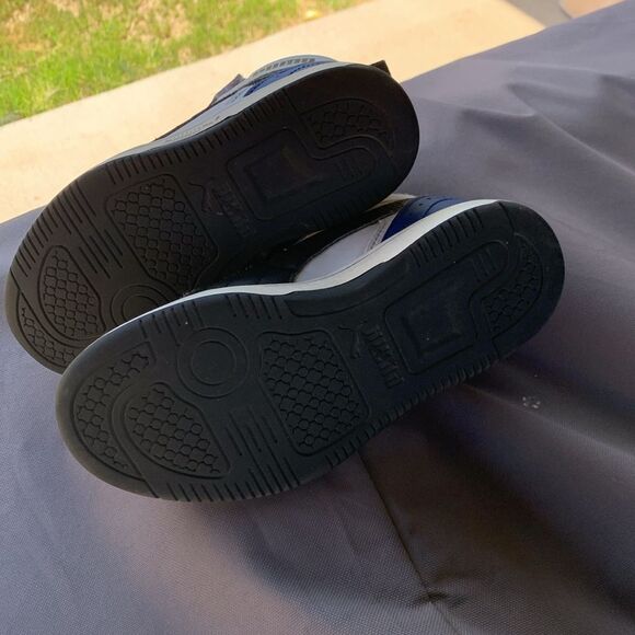 Take 50% OFF- Puma Blue and White Boys Sneakers with Classic Design, Size-1C - Picture 6 of 8